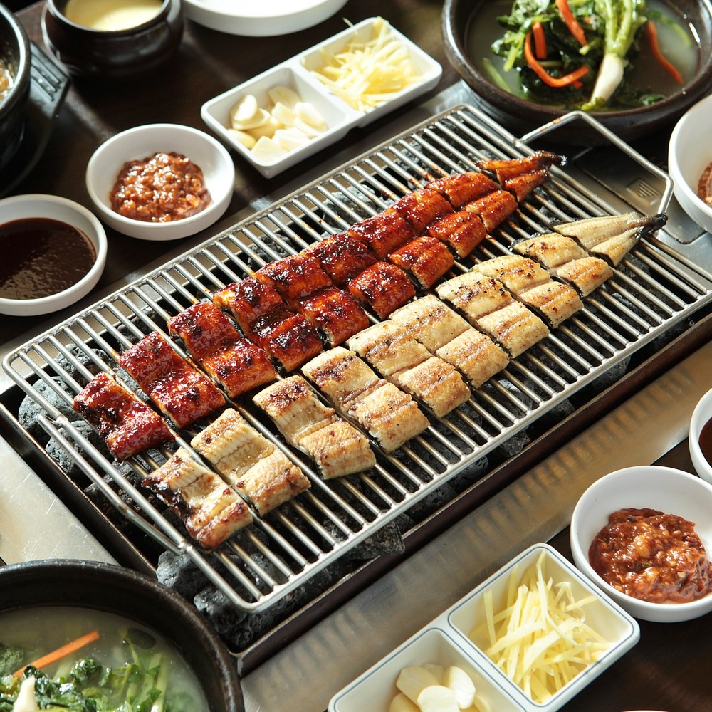 노을수산 국내산 민물장어 고창 자포니카 장어 손질 초벌 1kg, 1개, 1kg(초벌후 450g) 대표 이미지